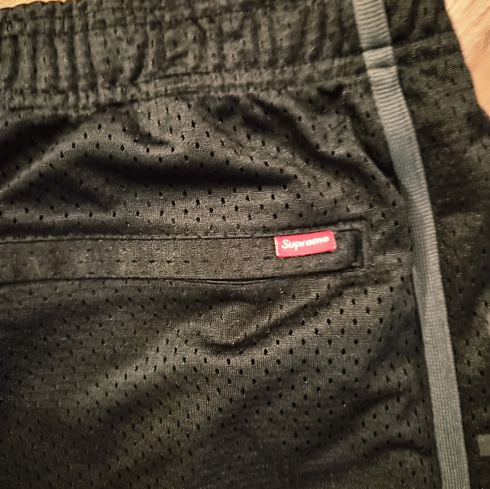 Supreme Basketball Shorts Small - Picture 10 of 10